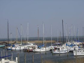 Oostmahorn Yachthafen am Lauwersmeer