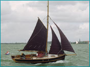 Seglbootcharter am Lauwersmeer