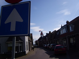 halbmast am leuchtturm von urk