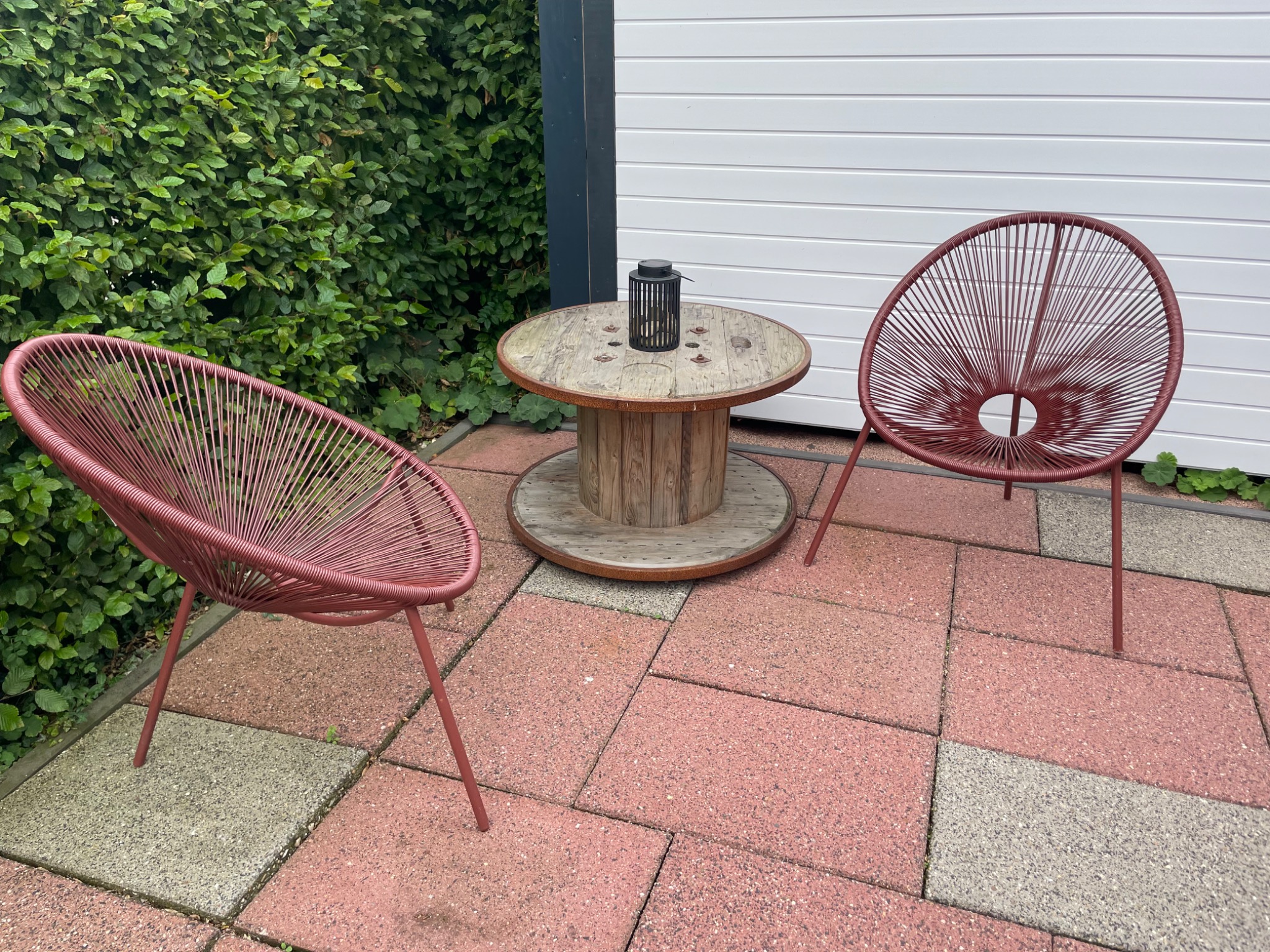 Terrasse und Sitzplatz