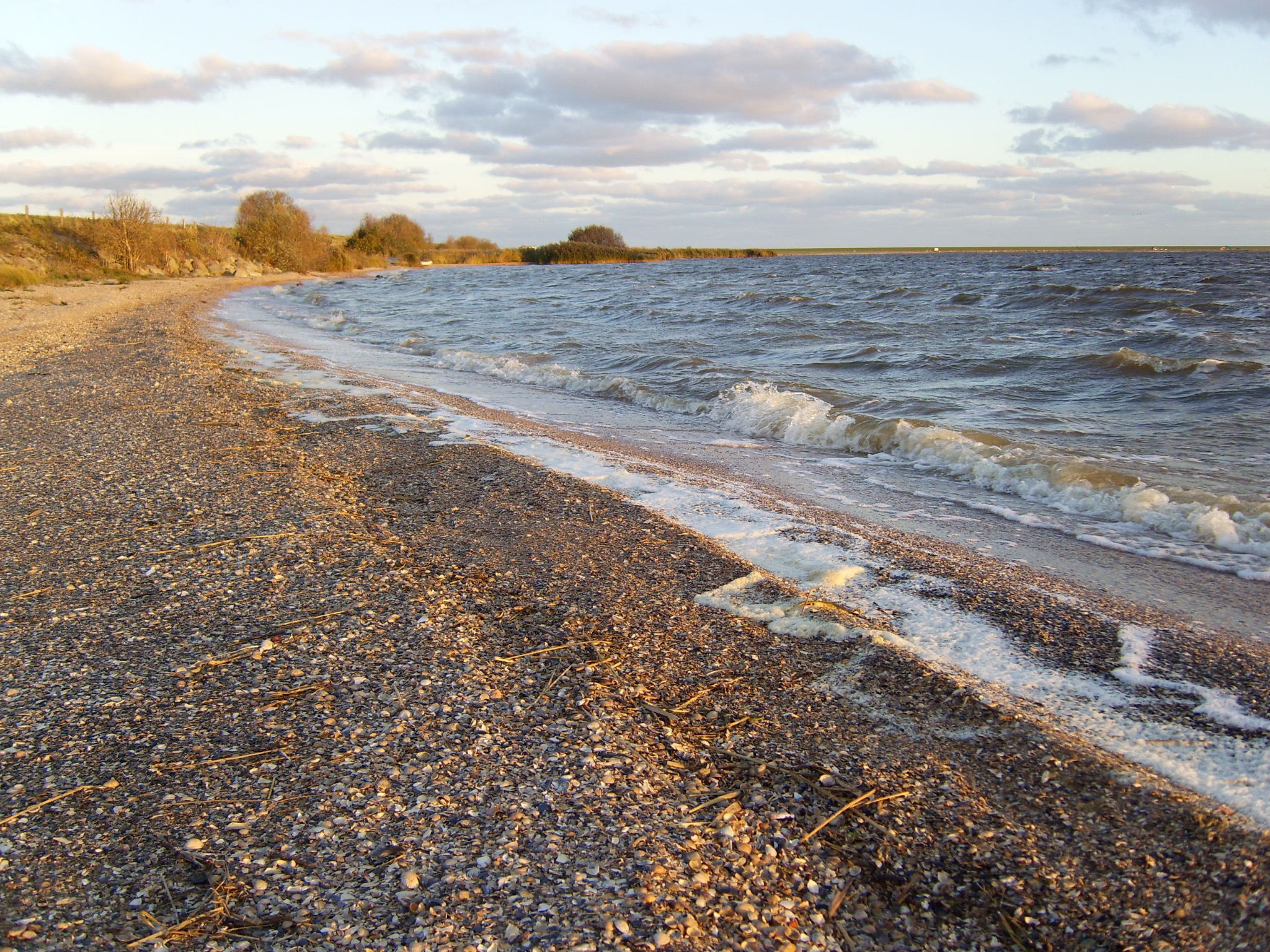 Lauwersmeer mit leichter Brandung
